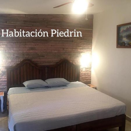 Hotel Beraka Бернал Екстериор снимка